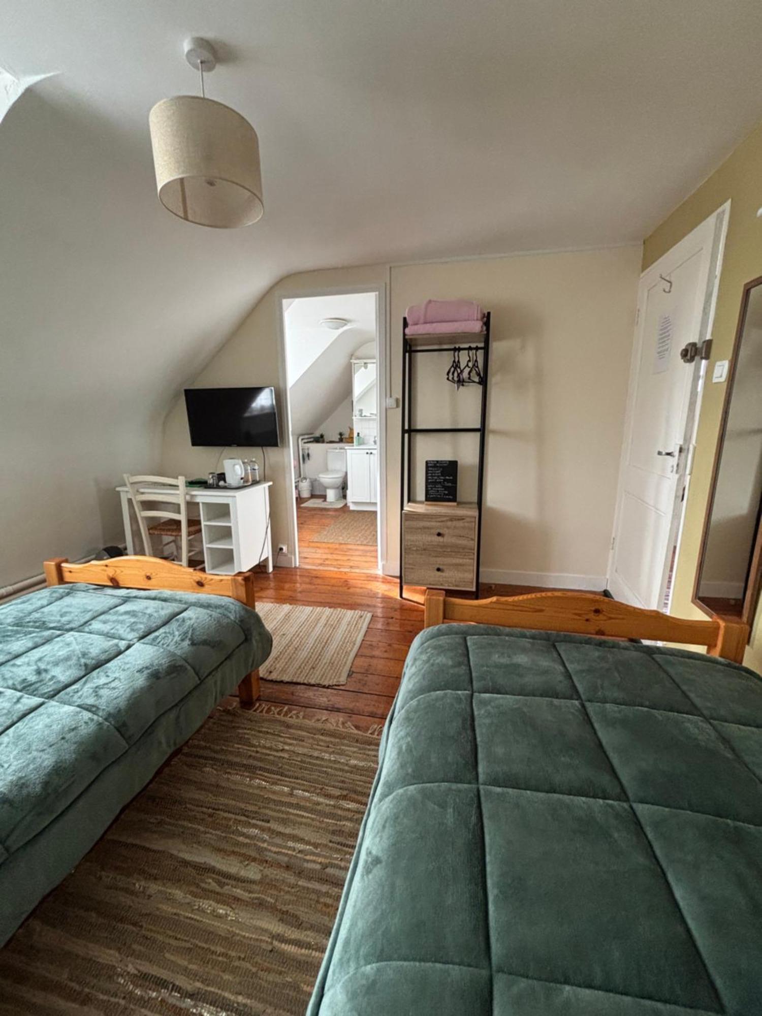 Chambres Dhotes Numero 1 Chateaulin Bagian luar foto